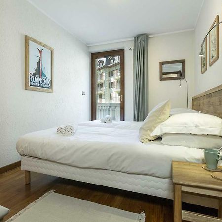 Apartment Ensa - Alpes Travel - Central Chamonix - Sleeps 4 Εξωτερικό φωτογραφία