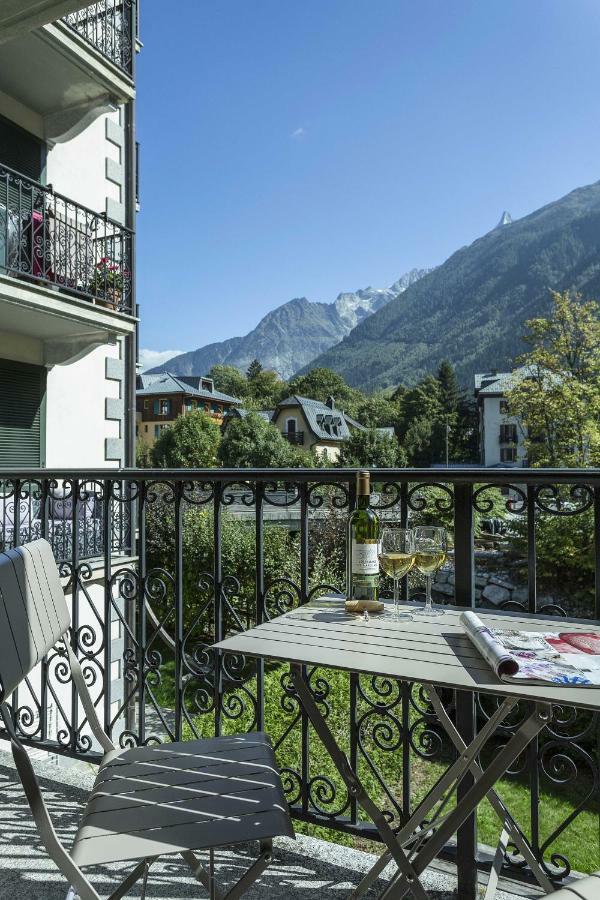 Apartment Ensa - Alpes Travel - Central Chamonix - Sleeps 4 Εξωτερικό φωτογραφία