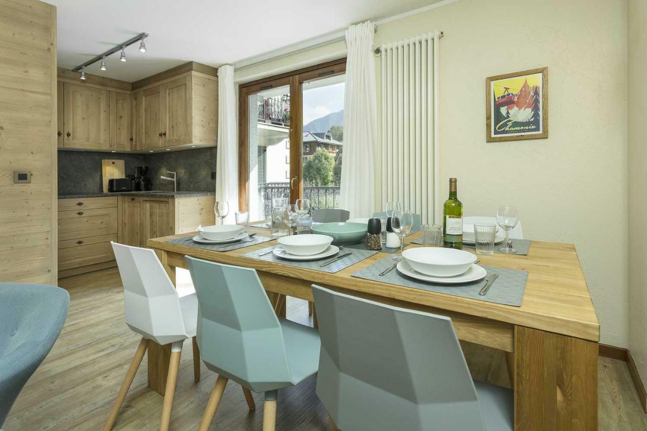 Apartment Ensa - Alpes Travel - Central Chamonix - Sleeps 4 Εξωτερικό φωτογραφία